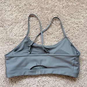 ALO Yoga airlift intrigue bra Steel Grey